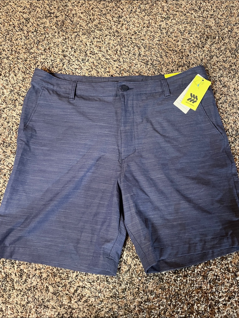 All In Motion Men’s 7” Golf Shorts Dark Blue Size 36 NWT